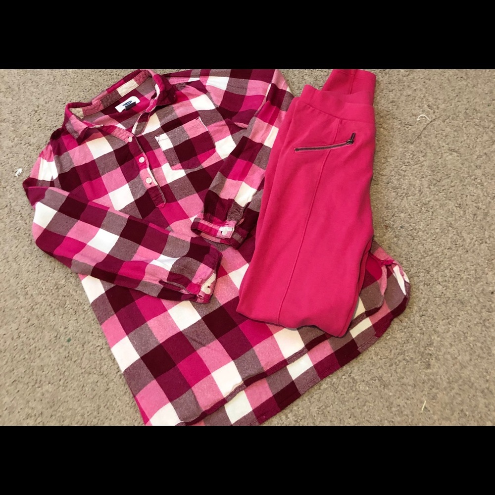 Old navy tunic and jeggings